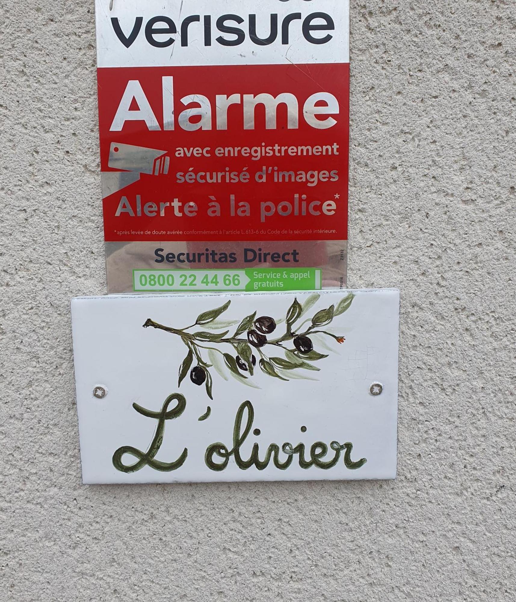 L'Olivier Apartment Mornant Ngoại thất bức ảnh